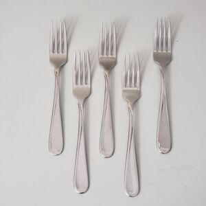 Oneida FLIGHT RELIANCE 9-09 Stainless Dinner Forks - 5 pieces